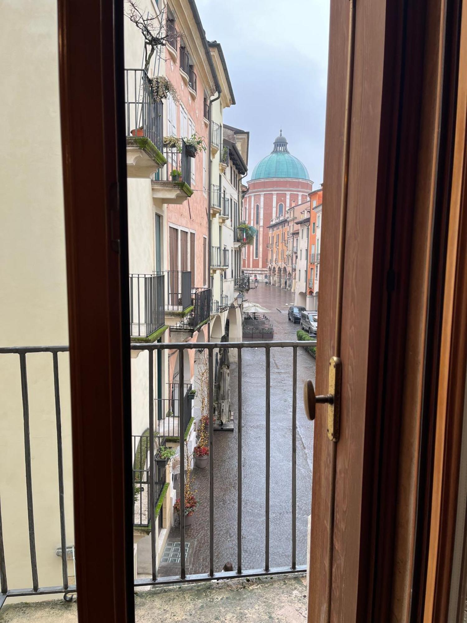 Il Campanile Apartment Vicenza Exterior photo