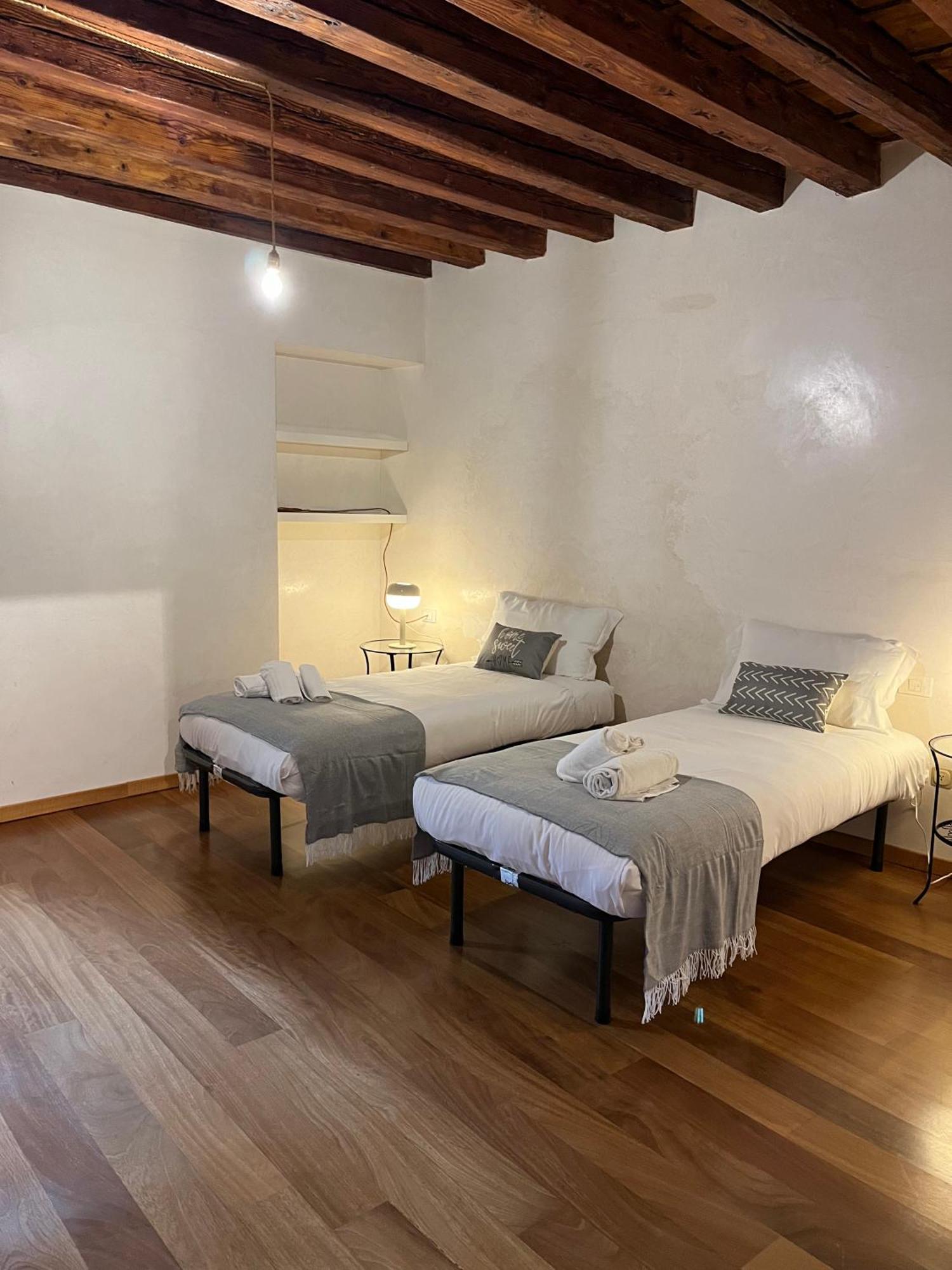 Il Campanile Apartment Vicenza Exterior photo