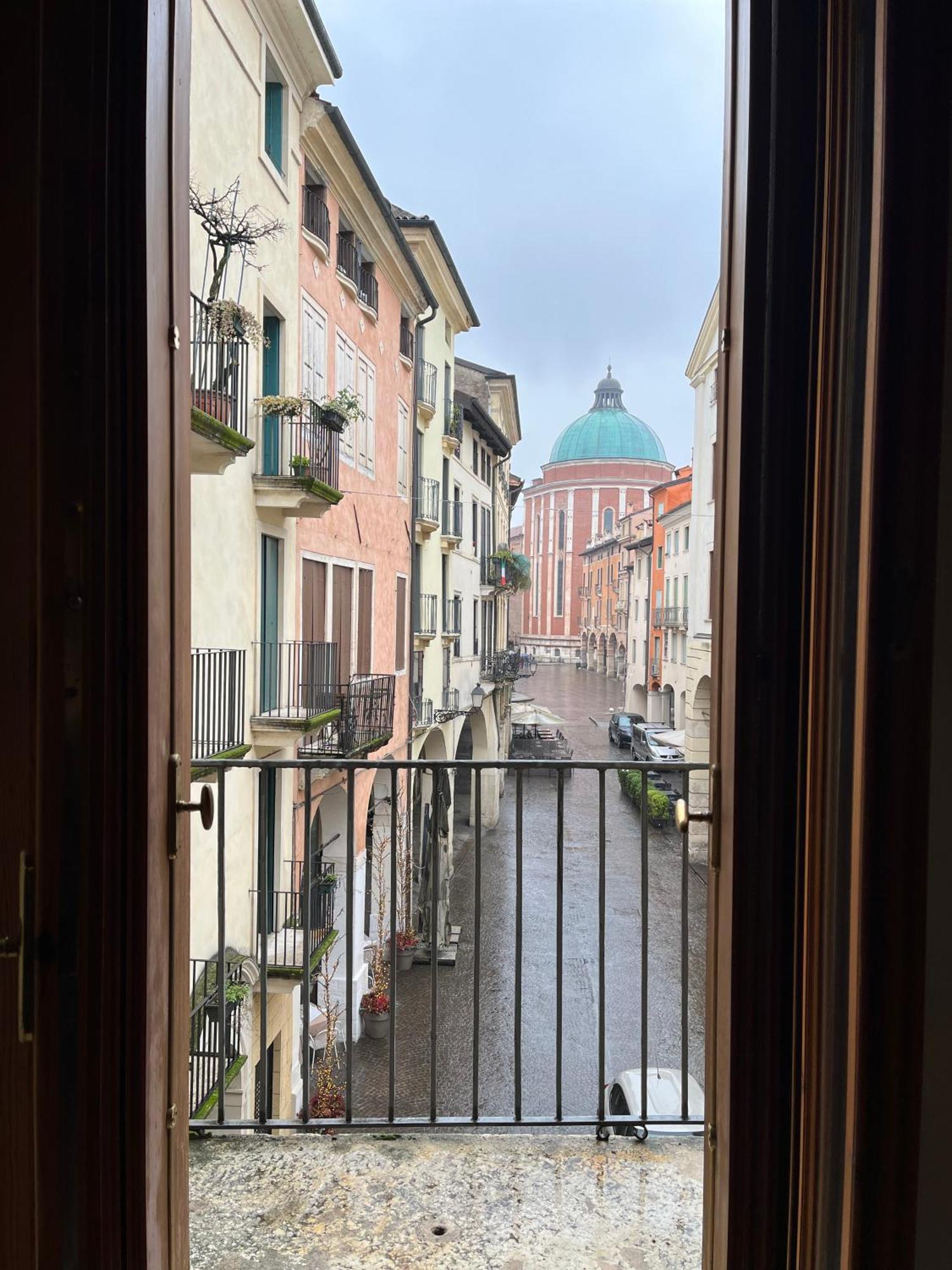 Il Campanile Apartment Vicenza Exterior photo